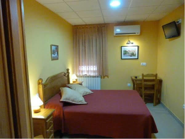 Hostal Mirador De อาบีลา ภายนอก รูปภาพ